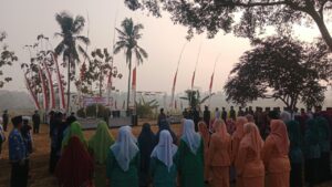 Khidmatnya Peringatan 81 Tahun Indonesia Merdeka: Kepala SMAN 1 Pagak Ikuti Ziarah dan Tabur Bunga Bersama Muspika Kecamatan Pagak